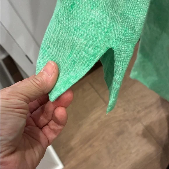 Lilly Pulitzer Belted Linen Pilar Tunic in Gecko Green - Picture 6 of 11